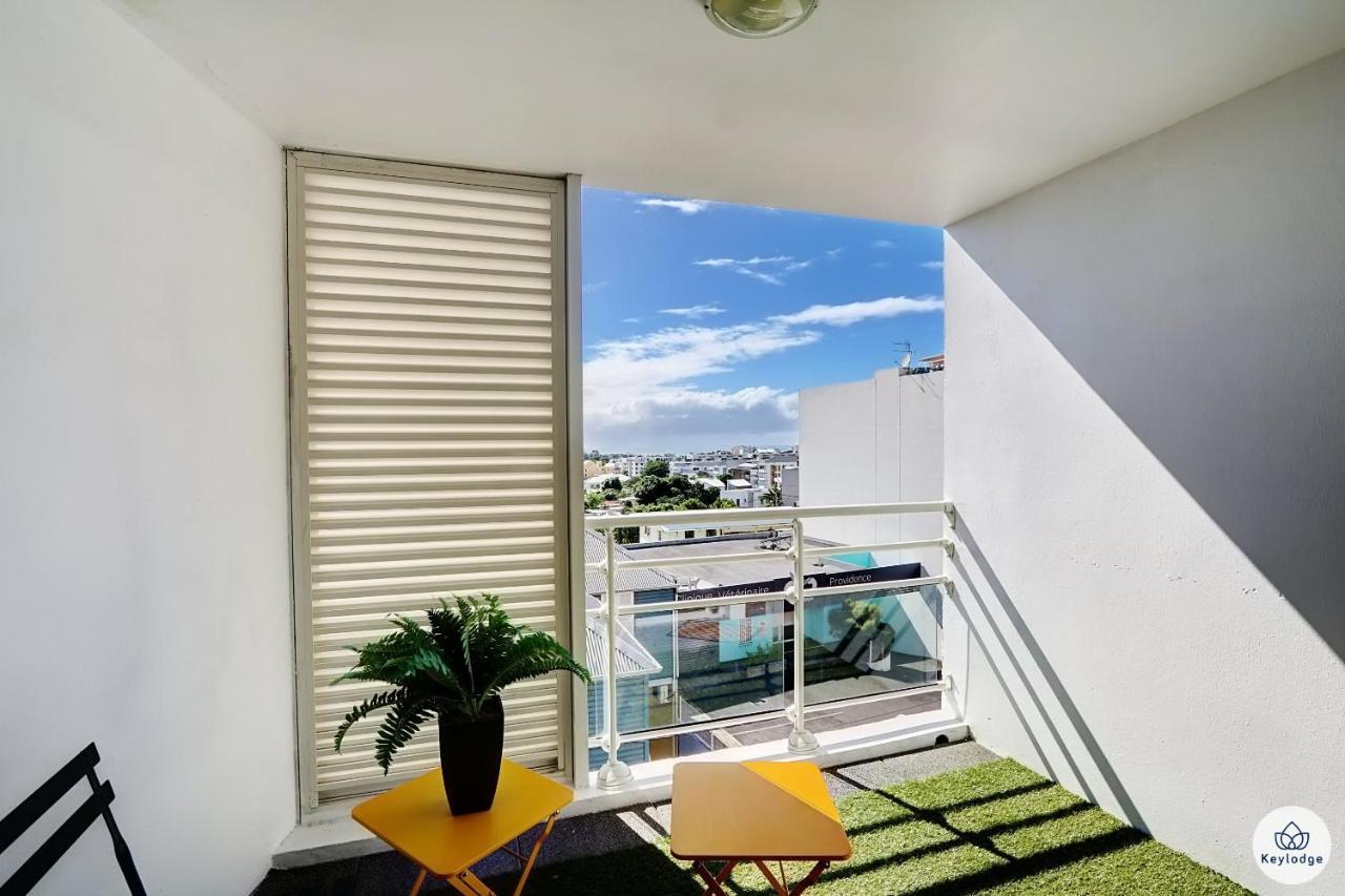 T2 - Iris, Classe 2 Etoiles - Balcon - Proche Centre De Saint-Denis Luaran gambar