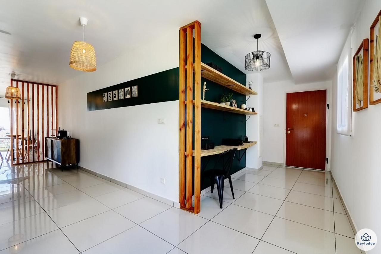 T2 - Iris, Classe 2 Etoiles - Balcon - Proche Centre De Saint-Denis Luaran gambar