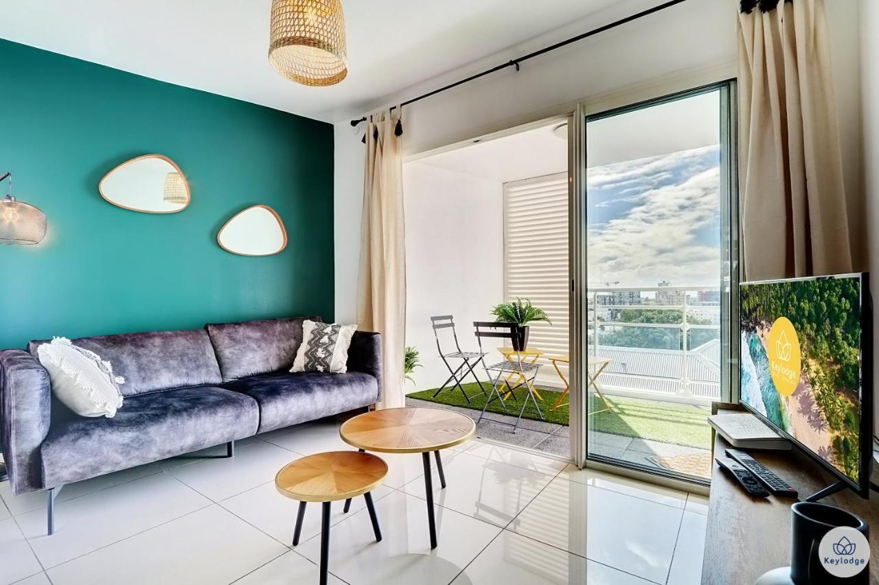 T2 - Iris, Classe 2 Etoiles - Balcon - Proche Centre De Saint-Denis Luaran gambar